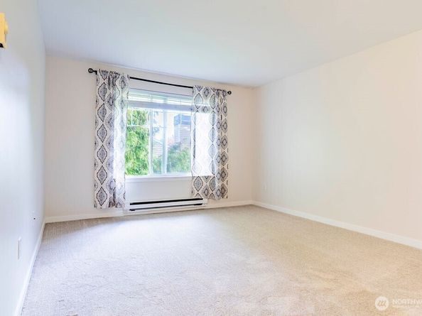 5400 Harbour Pointe Boulevard F201, Mukilteo WA 98275