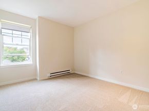 5400 Harbour Pointe Boulevard F201, Mukilteo WA 98275
