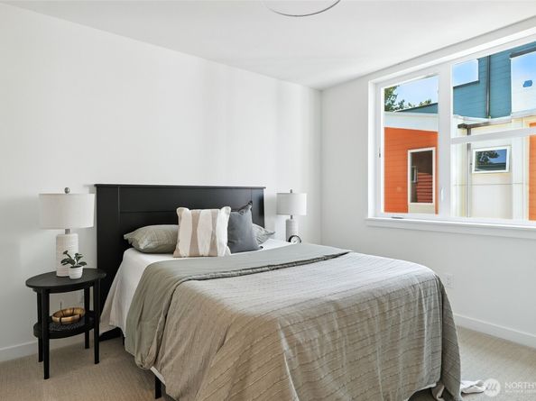 9018 13th Avenue NW A, Seattle WA 98117