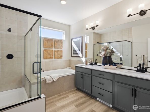 4261 Aberdeen Way NE, Renton WA 98056