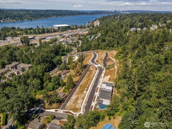 4261 Aberdeen Way NE, Renton WA 98056