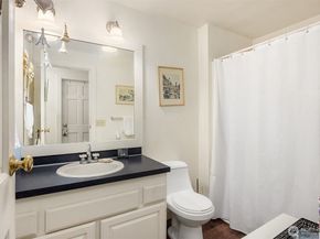 774 Madison Avenue N 774, Bainbridge Island WA 98110