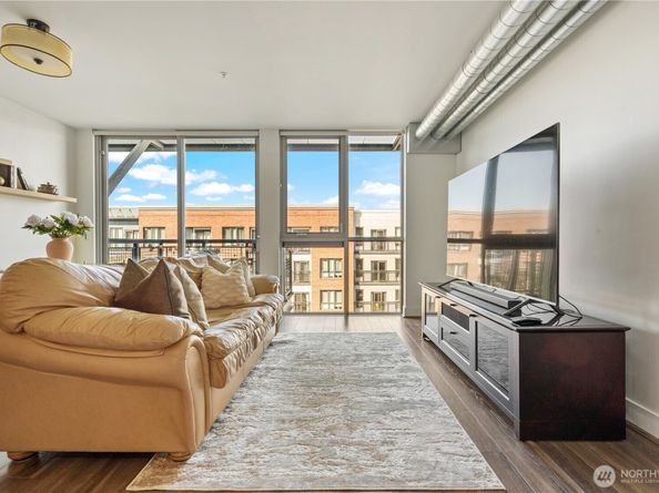 530 Broadway E 606, Seattle WA 98102