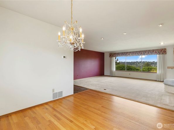 606 Rhodora Heights Road, Lake Stevens WA 98258
