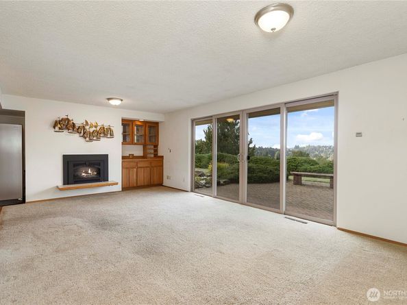 606 Rhodora Heights Road, Lake Stevens WA 98258