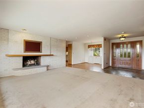 606 Rhodora Heights Road, Lake Stevens WA 98258