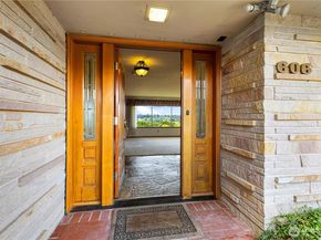 606 Rhodora Heights Road, Lake Stevens WA 98258