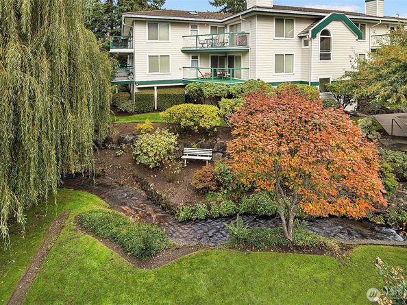 609 7th Avenue N B204, Edmonds WA 98020