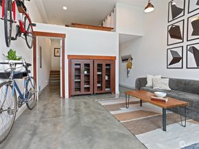 3604 Palatine Avenue N, Seattle WA 98103
