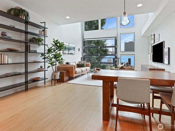 3604 Palatine Avenue N, Seattle WA 98103