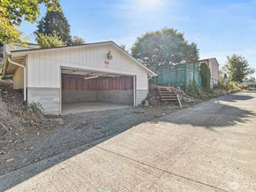 12077 75th Avenue S, Seattle WA 98178