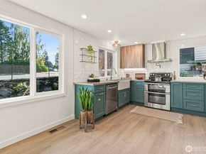 12077 75th Avenue S, Seattle WA 98178