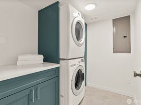 12077 75th Avenue S, Seattle WA 98178