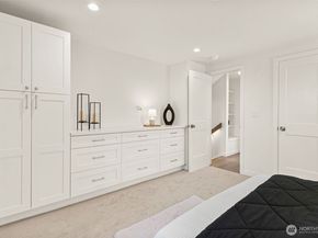 12077 75th Avenue S, Seattle WA 98178