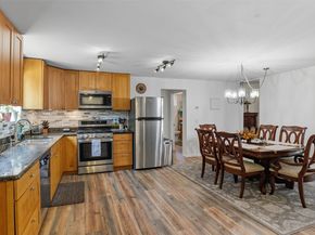 17268 SE Petrovitsky Road, Renton WA 98058