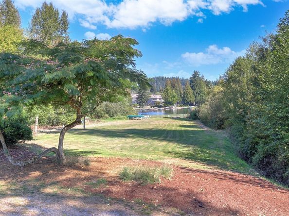 17268 SE Petrovitsky Road, Renton WA 98058