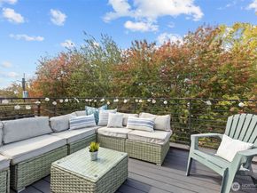 716 11th Avenue E A, Seattle WA 98102