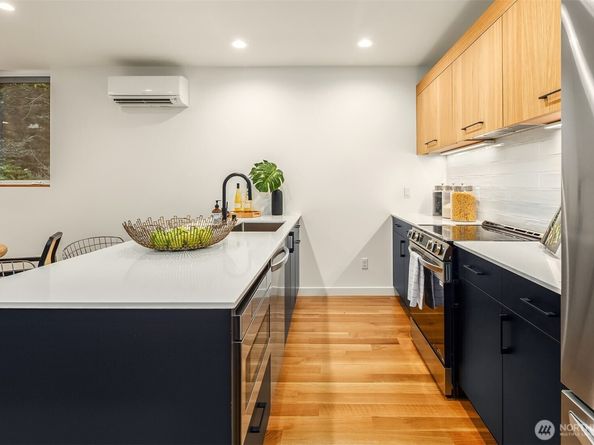 2417 NW 57th Street A, Seattle WA 98107