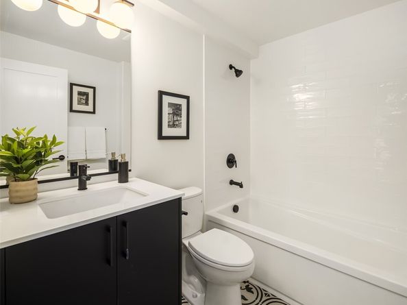 2417 NW 57th Street A, Seattle WA 98107
