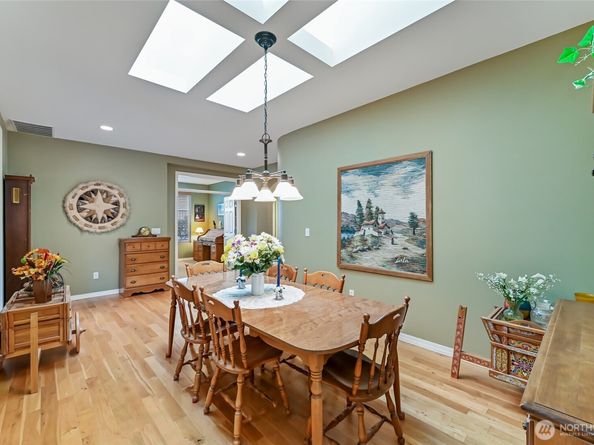13841 231st Lane NE, Redmond WA 98053