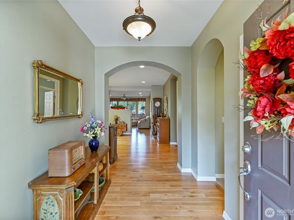 13841 231st Lane NE, Redmond WA 98053