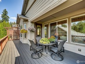 13841 231st Lane NE, Redmond WA 98053