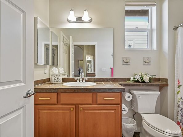 13841 231st Lane NE, Redmond WA 98053