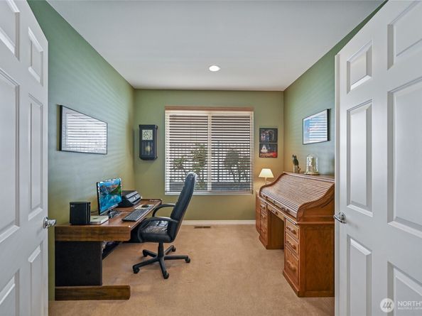 13841 231st Lane NE, Redmond WA 98053