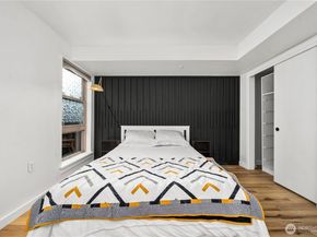 827 Hiawatha Place S 204, Seattle WA 98144