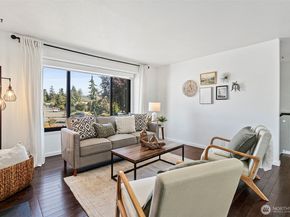 1205 S 236th Place, Des Moines WA 98198