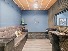 1205 S 236th Place, Des Moines WA 98198