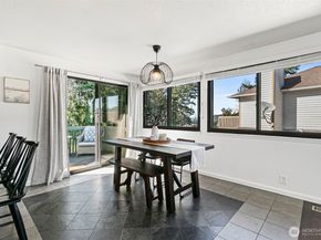 1205 S 236th Place, Des Moines WA 98198