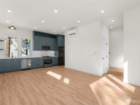 7335 & 7335B 21st Avenue NE, Seattle WA 98115