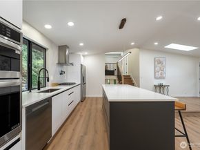 10529 32nd Dr SE, Everett WA 98208