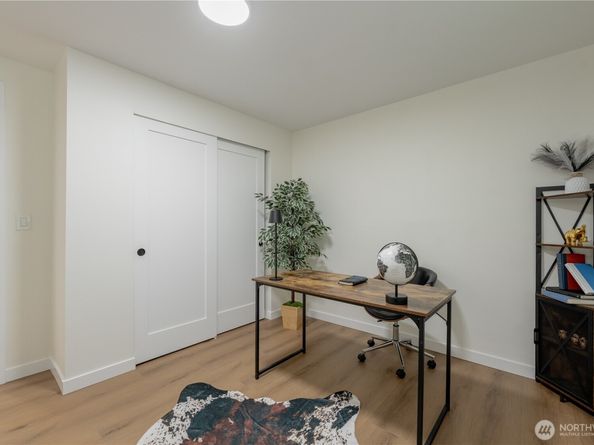 10529 32nd Dr SE, Everett WA 98208
