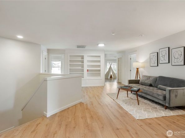 2925 SE 4th Street, Renton WA 98056