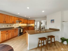 2925 SE 4th Street, Renton WA 98056
