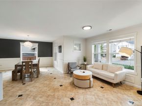 2925 SE 4th Street, Renton WA 98056