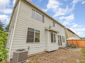 1162 32nd Place NE, Auburn WA 98002