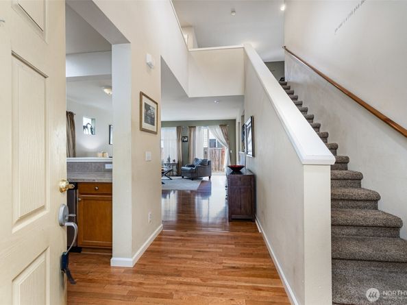 1162 32nd Place NE, Auburn WA 98002