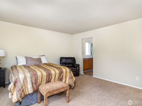 1162 32nd Place NE, Auburn WA 98002
