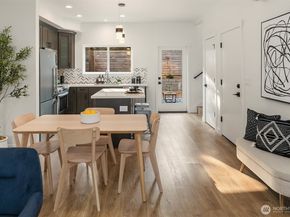 13707 B 1st Avenue NE, Seattle WA 98125