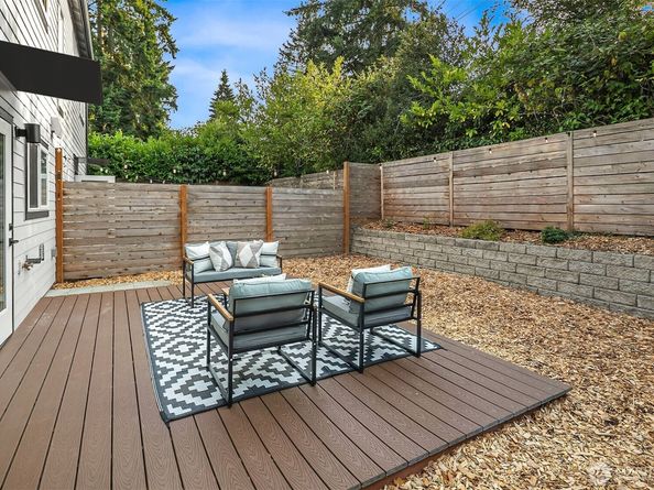 13707 B 1st Avenue NE, Seattle WA 98125