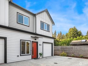 13707 B 1st Avenue NE, Seattle WA 98125