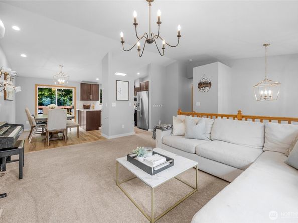 1806 131st Drive NE, Lake Stevens WA 98258