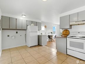 2510 Stephenson Avenue, Bremerton WA 98310