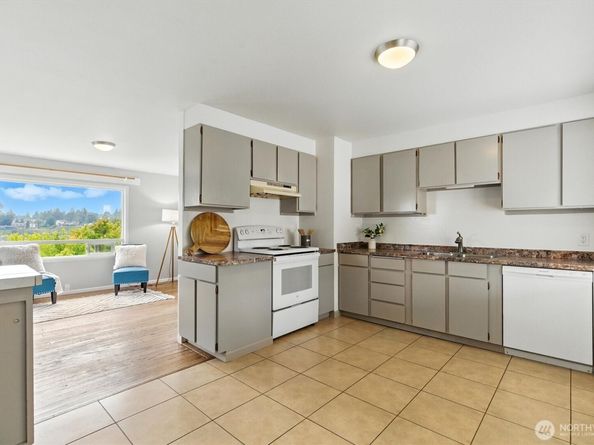 2510 Stephenson Avenue, Bremerton WA 98310