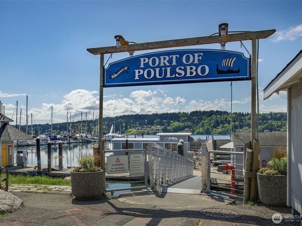 32 NE Sunset Street, Poulsbo WA 98370