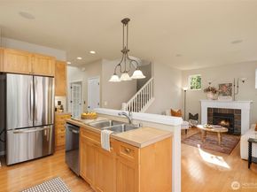 32 NE Sunset Street, Poulsbo WA 98370