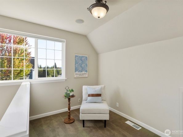 32 NE Sunset Street, Poulsbo WA 98370